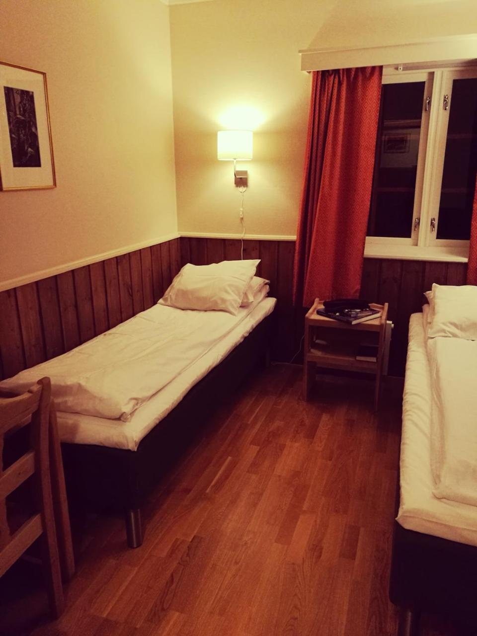Fossheim Hotel Lom Buitenkant foto